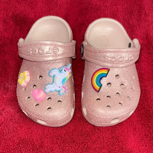 CROCS Kids Sparkly Pink Clogs with Fun Charms - Picture 9 of 9
